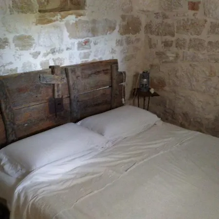 Trulli Vayu Villa Castelli